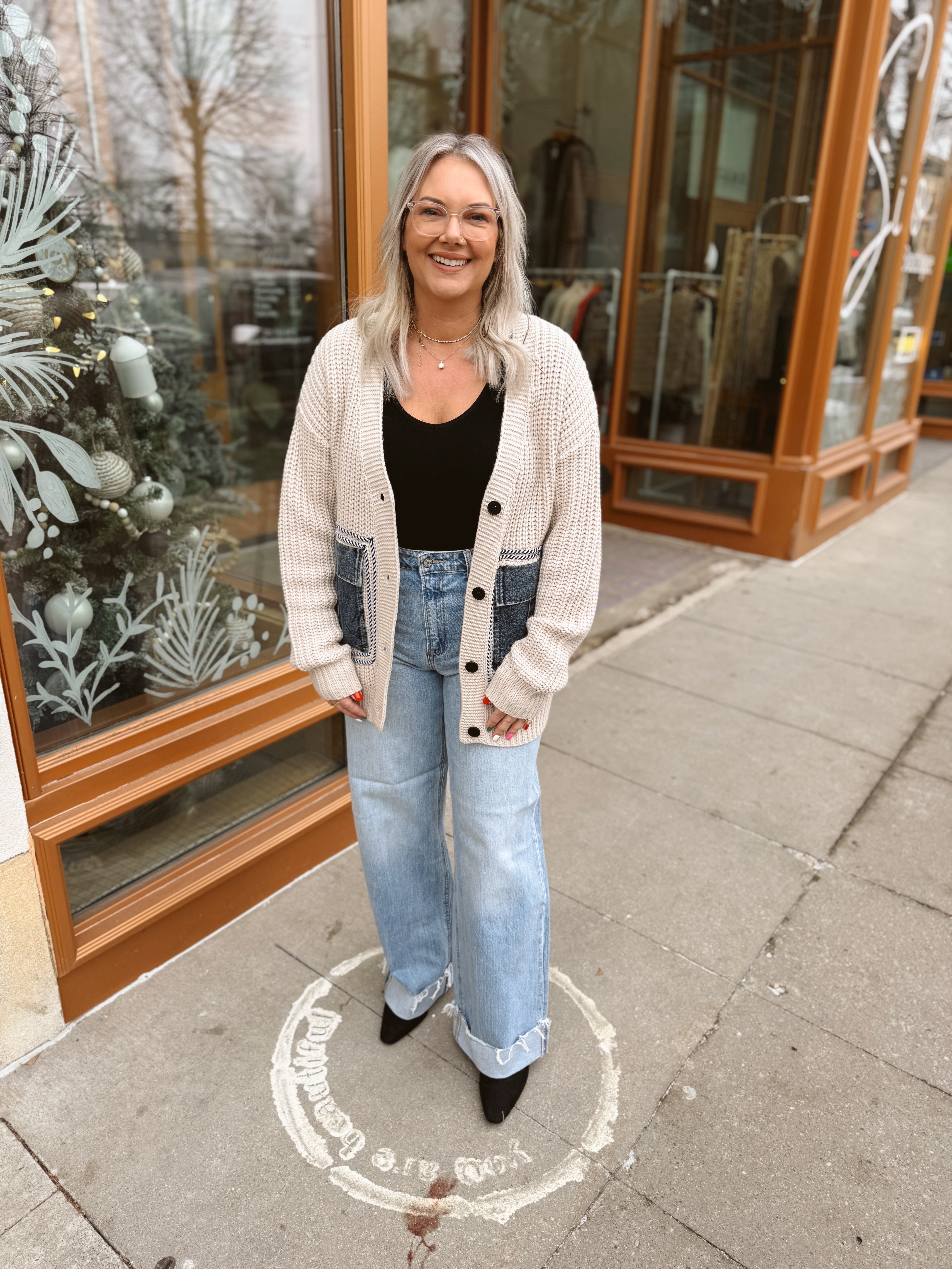 Vervet Jubilant Wide Leg Jeans-Jeans-vervet-The Silo Boutique, Women's Fashion Boutique Located in Warren and Grand Forks North Dakota