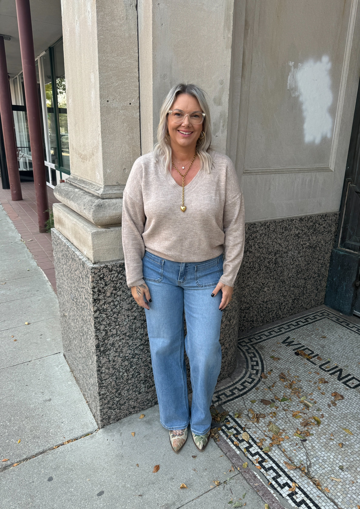 Ribbed Trim V Neck Sweater-Light Taupe-Sweaters-blu pepper-The Silo Boutique, Women's Fashion Boutique Located in Warren and Grand Forks North Dakota