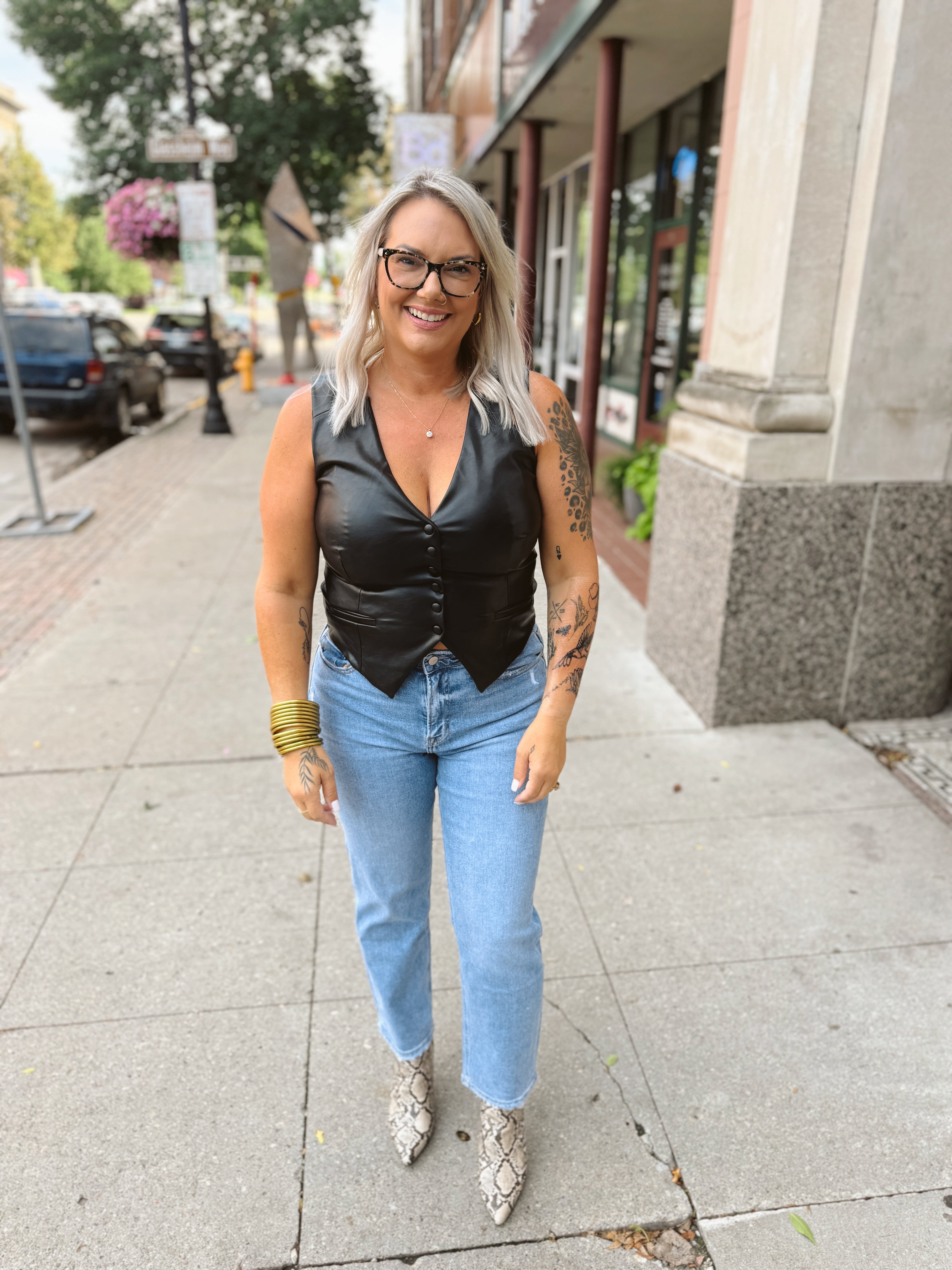 Elan Black Leather Vest-Vests-elan-The Silo Boutique, Women's Fashion Boutique Located in Warren and Grand Forks North Dakota