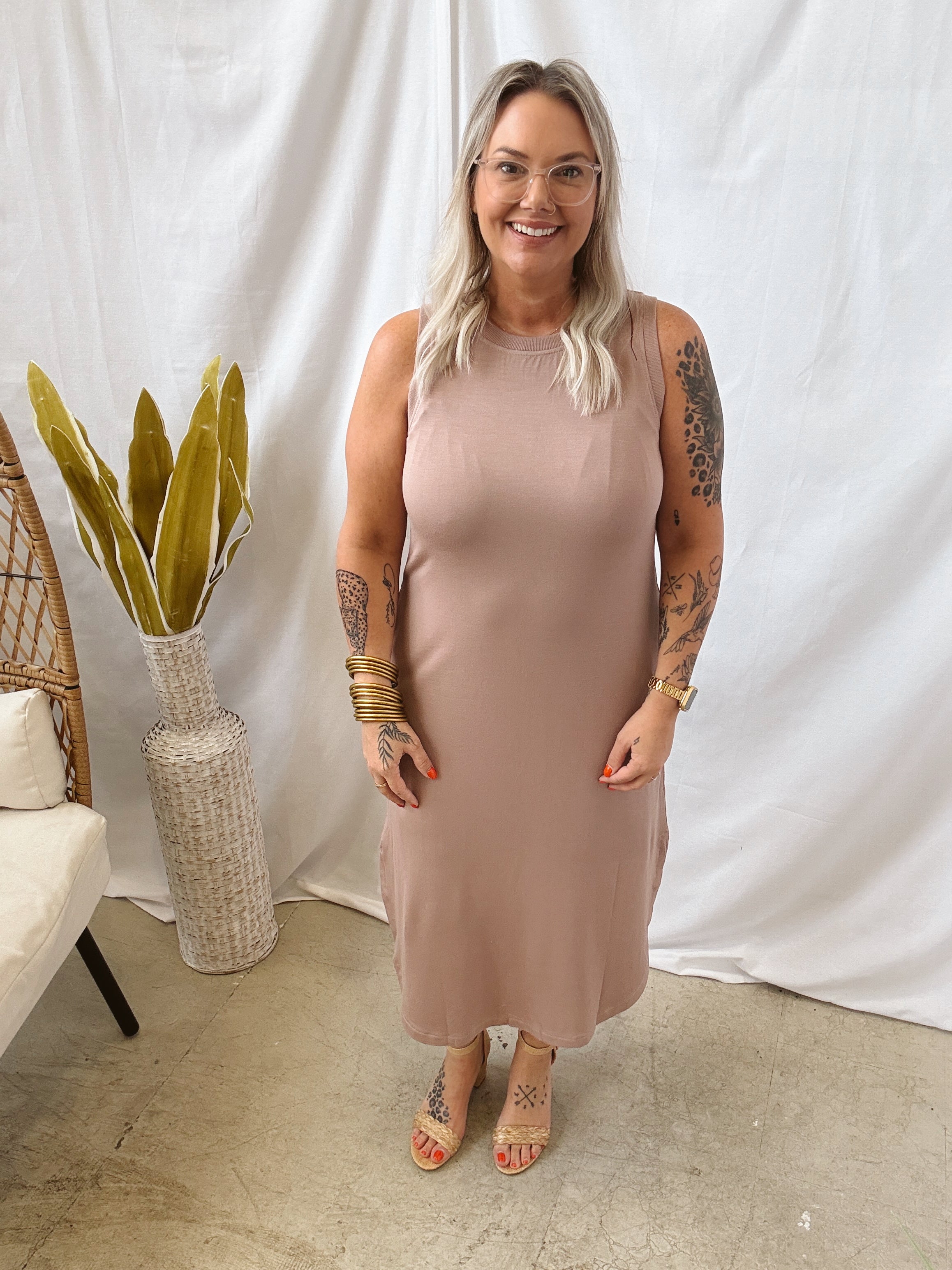 Mocha Round Neck Maxi Dress-Dresses-staccato-The Silo Boutique, Women's Fashion Boutique Located in Warren and Grand Forks North Dakota