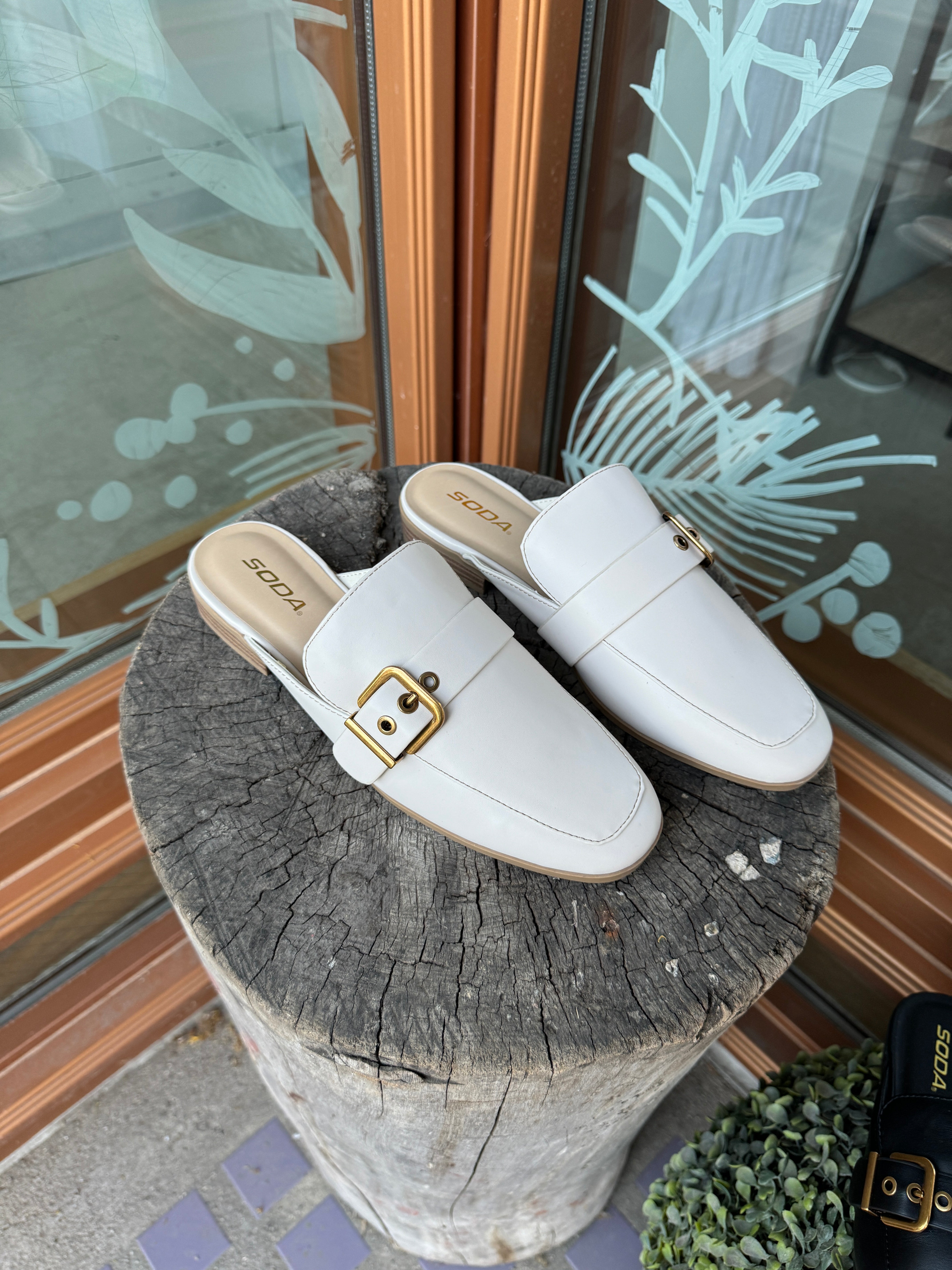 Soda Chantal Off White Mule Shoe-Shoes-soda-The Silo Boutique, Women's Fashion Boutique Located in Warren and Grand Forks North Dakota