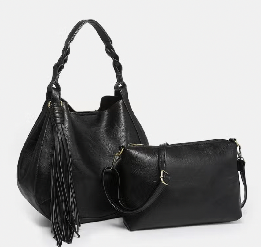 NWOT DOONEY & BOURKE Brown leather Tassel Purse | Dooney, Leather tassel, Tassel  purse