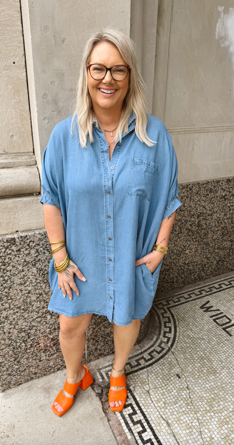 Denim Blue Collared Dress-Dresses-entro-The Silo Boutique, Women's Fashion Boutique Located in Warren and Grand Forks North Dakota