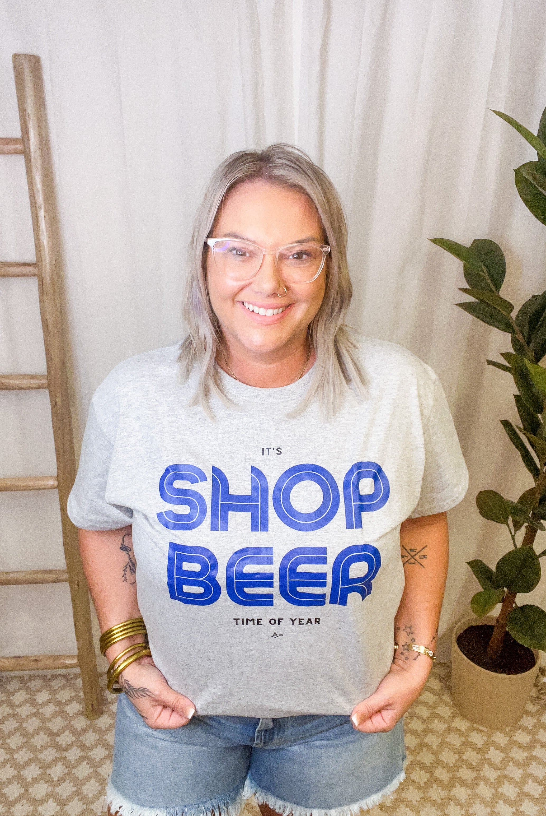American Farm Company Shop Beer Time of Year Tee-Graphic Tees-american farm company-The Silo Boutique, Women's Fashion Boutique Located in Warren and Grand Forks North Dakota